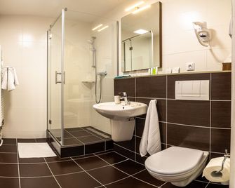 Bohemia Inn Hotel - Turnov - Bathroom