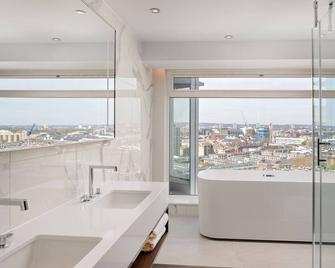 Hilton London Metropole - London - Bathroom