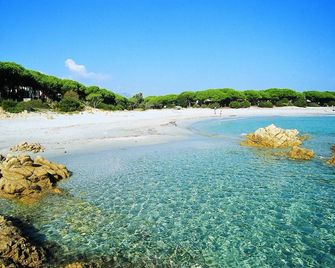 Idyllic Residence Cala Viola T6 2 Bedroom Apartment Sleeps 6 Persons - Cala Liberotto - Strand