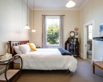 The Verandah - נפייר - חדר שינה