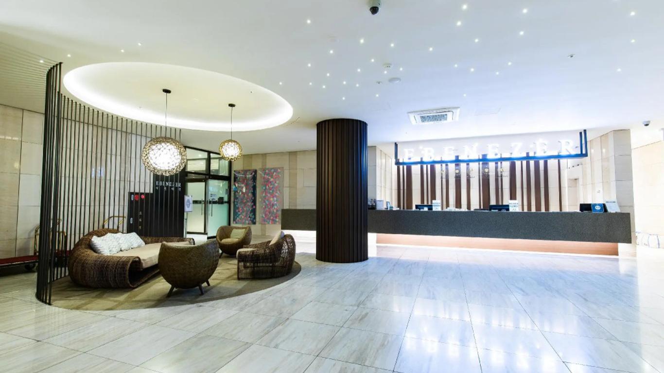 Ebenezer Hotel
