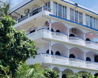 Swati - Арамбол - Будівля