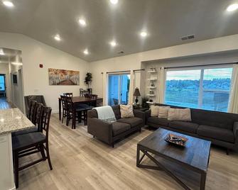 3rd floor condo in Providence\n\n - Providence - Sala de estar