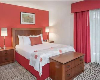 Value Suites Extended Stay - St Louis - Maryland Heights - Спальня