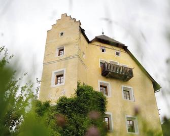 Ansitz Baumannhof Apt Mitte - Pfalzen - Gebäude