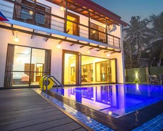 Villa Senaya - Galle - Pool