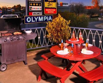 Olympia Motel - Queanbeyan - Building
