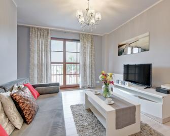 Apartamenty Nowa Motlawa - Danzig - Wohnzimmer