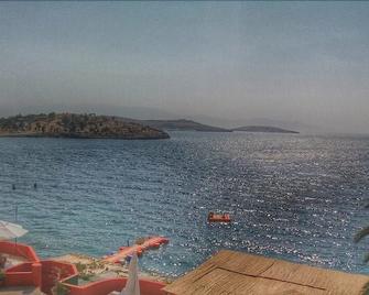 hotel leon - Foça