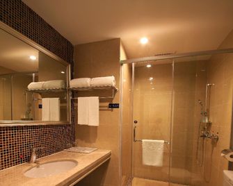Shanhaiwan Holiday Hotel - Yangjiang - Habitación