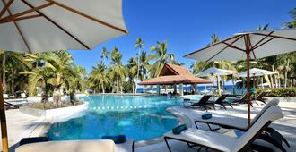 Henann Resort Alona Beach - Panglao - Piscina