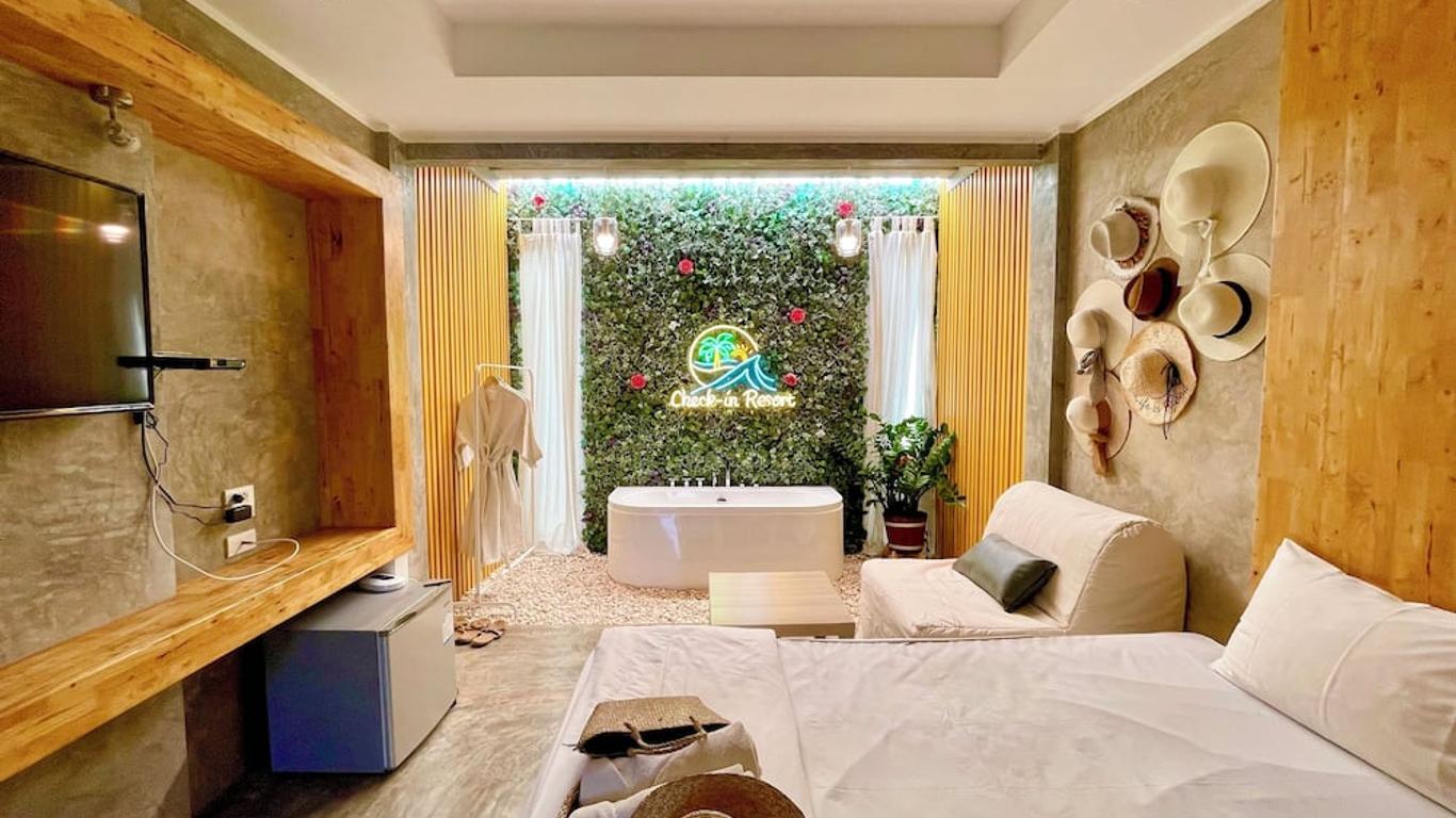 تشيك إن ريزورت كوه لارن