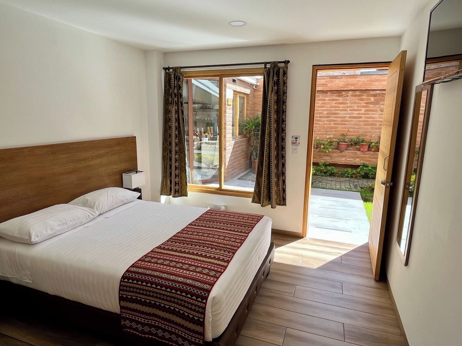 Hotel El Geranio - Otavalo