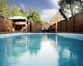 Birkihof Lodge - Laugarvatn - Piscina