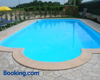 Agriturismo Colombarola - Sona - Pool