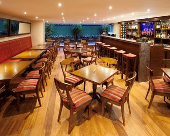 Hotel Estelar Suites Jones - Bogota - Bar