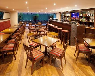 Hotel Estelar Suites Jones - בוגוטה - בר