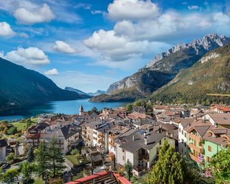 Hotel Londra Slow Living Molveno - Molveno - Utsikt