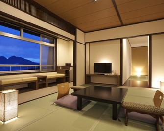 สึคาโกะชิยะชิจิบี - ชิบูกาว่า - ห้องนั่งเล่น