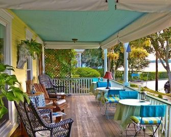 The Stirling House Waterfront Inn Greenport - Greenport - Patio