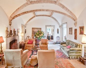 Quinta de Sao Thiago - סינטרה - לובי