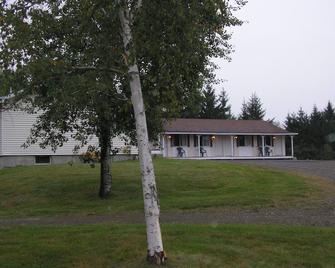 Aroostook Hospitality Inn - Washburn, Maine, Usa - Washburn - Vista del exterior