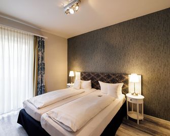 Flair Hotel Zum Storchen - Bad Windsheim - Schlafzimmer