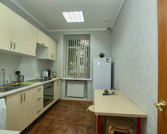 Vagon - Barnaul - Kitchen
