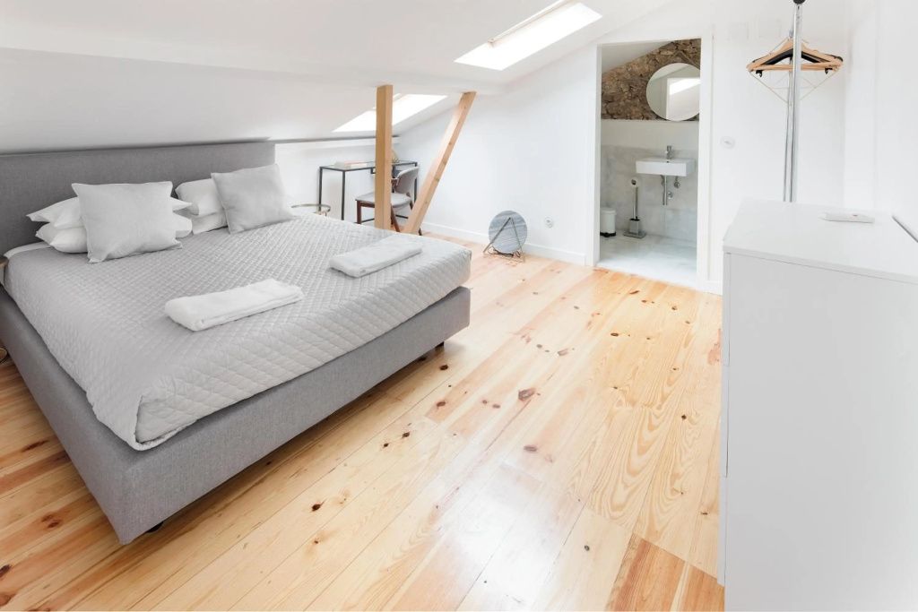 Room Lusíadas with private bathroom - ליסבון - חדר שינה