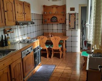 Captivating 1-bed Apartment in Gerano - Gerano - Cucina
