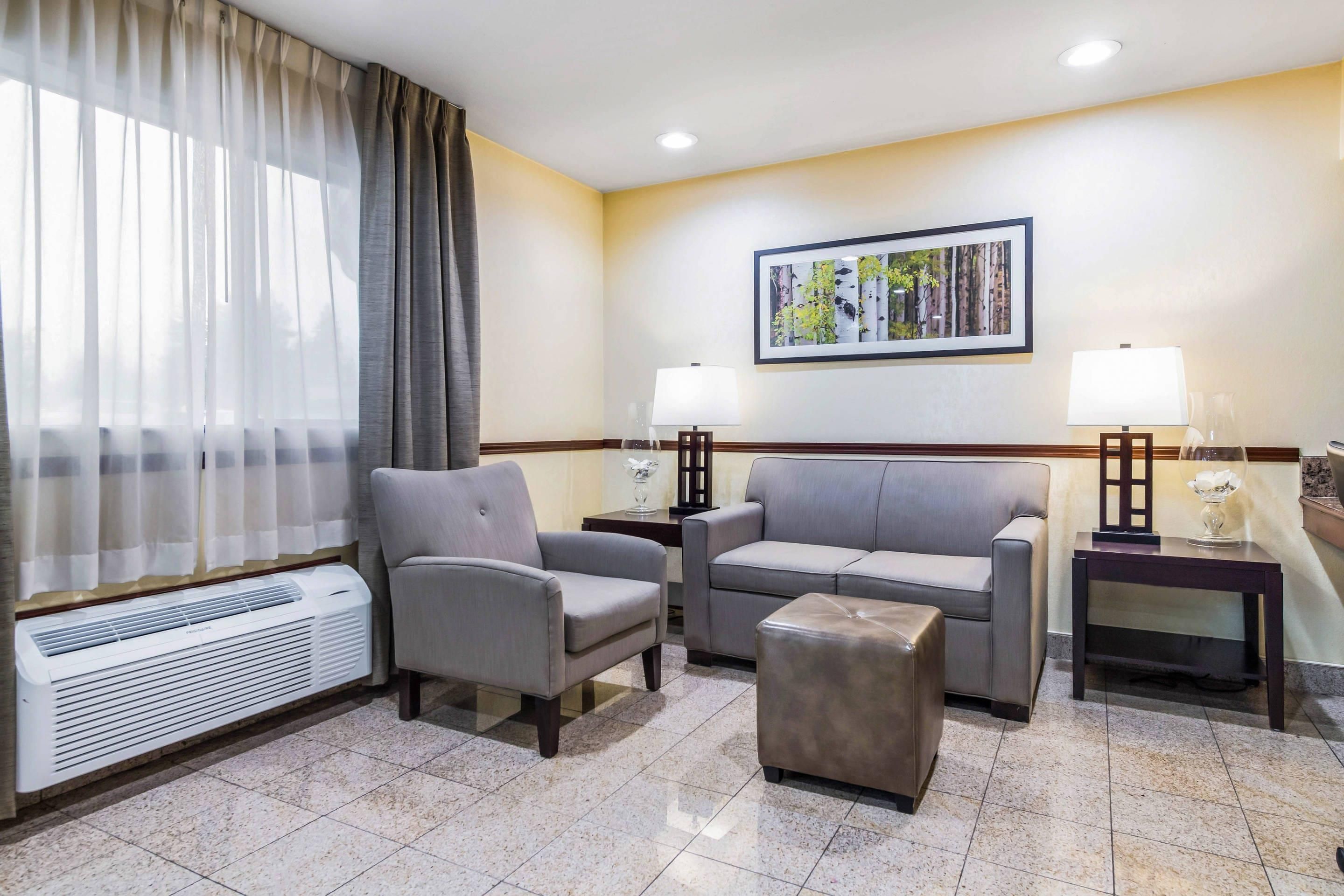 Quality Inn and Suites Lacey Olympia - Lacey - Salónek