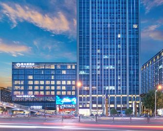 The Hotel V Hefei Yaohai - היפיי - בניין