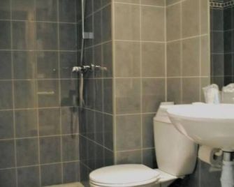 Hotel Alliance Lourdes - Lourdes - Bathroom