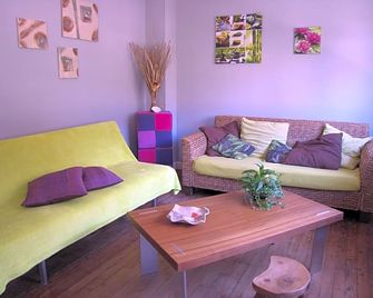 Gîte 'Au Gré de l'Adour' - Aire-sur-l'Adour - Sala de estar