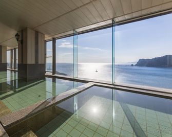三日月シーパークホテル安房鴨川 - 鴨川市