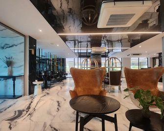 Palette Bella B All Suites Bangkok Hotel - בנגקוק - לובי