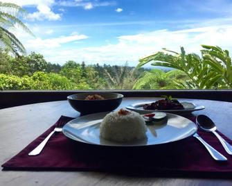 Bali Mountain Retreat - Selemadeg - Food