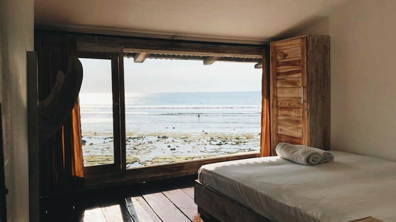 Jimbaran Balangan Beachfront Rooms