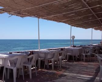 Beautiful luxurious apartment - feet in the water 4 p. - Marwa - Kelibia - Restaurant