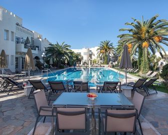 Hotel Castle Suites - Platanias