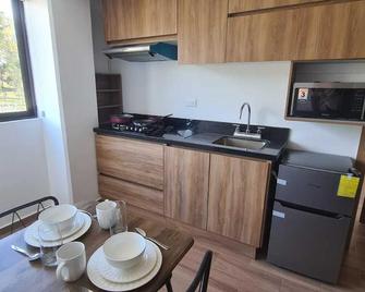 Suites Los Fuertes - Puebla City - Kitchen