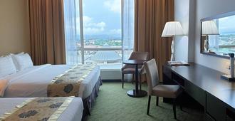 Pan Borneo Hotel Kota Kinabalu - Kota Kinabalu - Yatak Odası