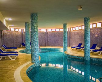 Form Termal & Spa Gure - Edremit - Pool