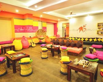Zostel Jaipur - Jaipur - Lounge