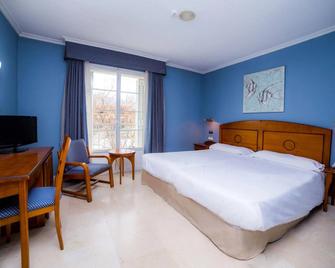 Apartamentos Atempo Aranjuez - Aranjuez - Bedroom