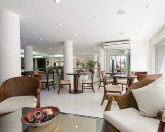 هوتل روميمار - بونتا ديل إست - ردهة