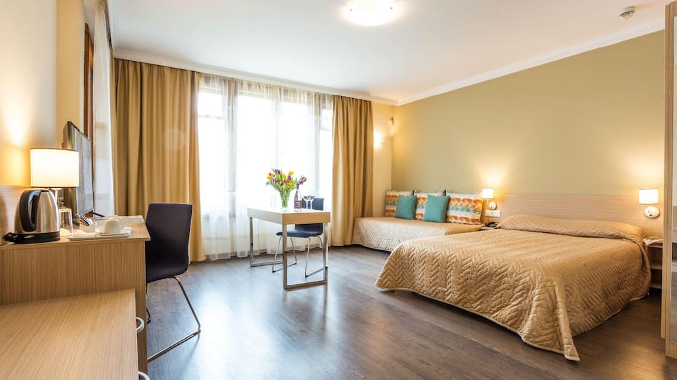 Geneva Hotel