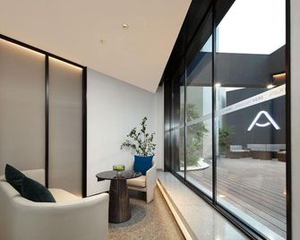 Atour Light Hotel Qingdao North Railway Station Shengping Road - צ'ינגדאו - סלון