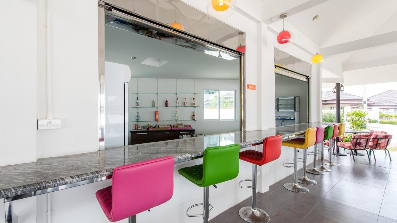 Unique Paradise Resort