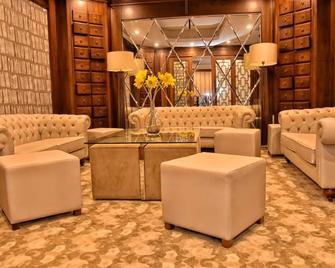 Jasmins Residence - Orán - Lounge